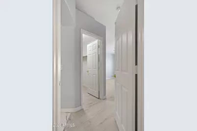 3510 W Quail Track Drive, Phoenix, AZ 85083 - Photo 23