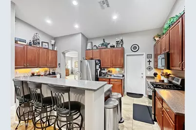 18519 W Onyx Court, Waddell, AZ 85355 - Photo 3