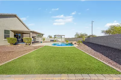 18693 W Mescal Street, Surprise, AZ 85388 - Photo 37