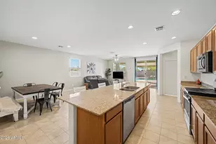 18693 W Mescal St, Surprise, AZ 85388 - Photo 13