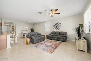 18693 W Mescal St, Surprise, AZ 85388 - Photo 11