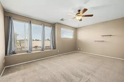 1176 W Kroll Avenue, Gilbert, AZ 85233 - Photo 17