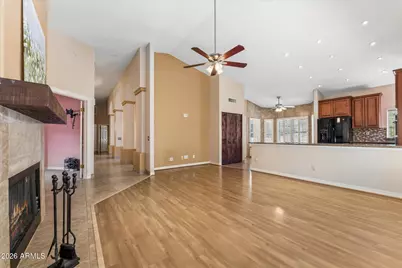 3310 E Rock Wren Road, Phoenix, AZ 85044 - Photo 11