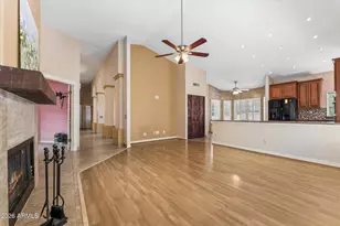 3310 E Rock Wren Rd, Phoenix, AZ 85044 - Photo 11