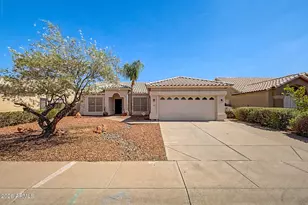 405 W Primoroso Dr, Gilbert, AZ 85233 - Photo 31