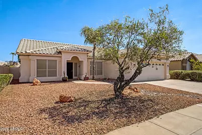 405 W Primoroso Drive, Gilbert, AZ 85233 - Photo 3