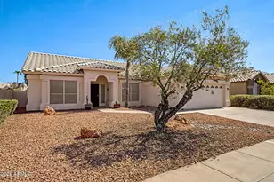 405 W Primoroso Dr, Gilbert, AZ 85233 - Photo 3