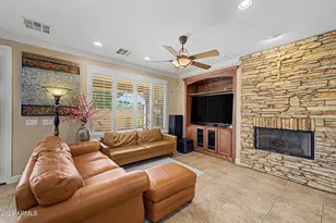 295 W Lantana Pl, Chandler, AZ 85248 - Photo 9