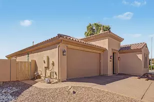 295 W Lantana Pl, Chandler, AZ 85248 - Photo 3