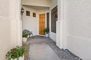 276 E Ashurst Dr, Phoenix, AZ 85048 - Photo 5
