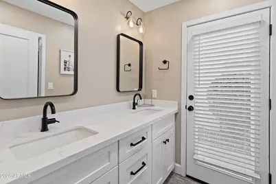 6220 E Paradise Lane, Scottsdale, AZ 85254 - Photo 17