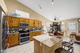 8270 W Voltaire Ave, Peoria, AZ 85381 - Photo 9