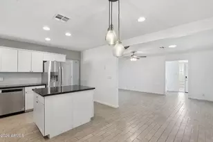 4208 E Wilshire Dr, Phoenix, AZ 85008 - Photo 7