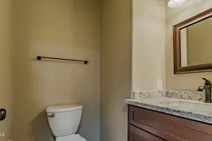 6919 W Via Del Sol Dr, Glendale, AZ 85310 - Photo 17