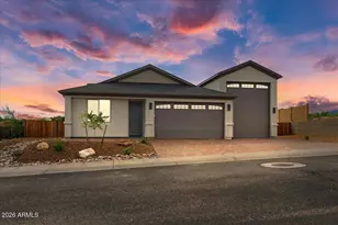 543 Cleopatra Hill Rd, Clarkdale, AZ 86324 - Photo 1