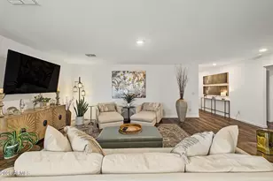 910 Logan Wy, Wickenburg, AZ 85390 - Photo 7