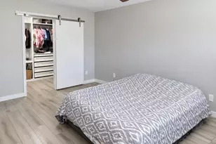 8151 W Turney Ave, Phoenix, AZ 85033 - Photo 13