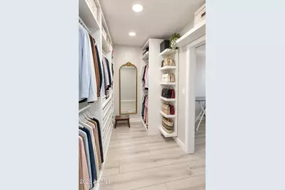 8151 W Turney Avenue, Phoenix, AZ 85033 - Photo 17