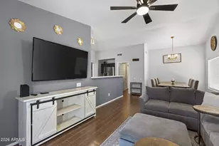 3319 E Rosemonte Dr, Phoenix, AZ 85050 - Photo 15