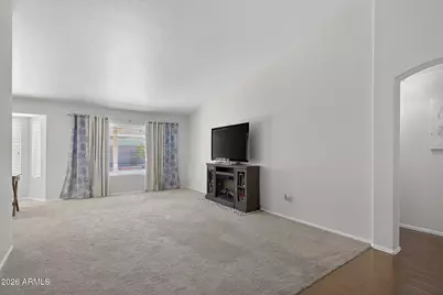 3319 E Rosemonte Drive, Phoenix, AZ 85050 - Photo 3