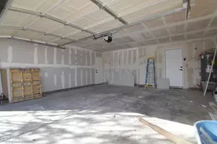 4302 E Jicarilla St, Phoenix, AZ 85044 - Photo 3