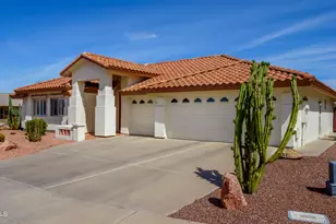 11512 E Laguna Azul Circle E, Mesa, AZ 85209 - Photo 3
