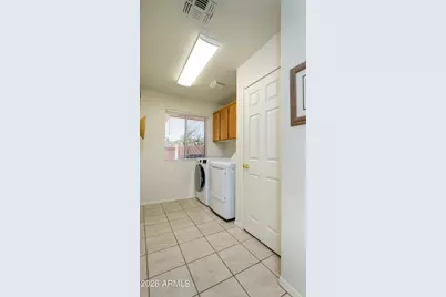 11512 E Laguna Azul Circle E, Mesa, AZ 85209 - Photo 19