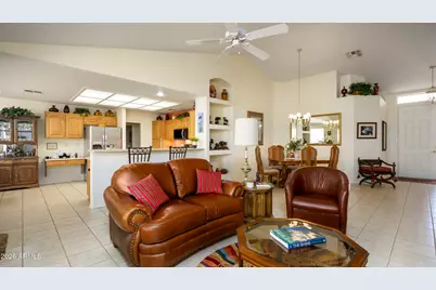 11512 E Laguna Azul Circle E, Mesa, AZ 85209 - Photo 5