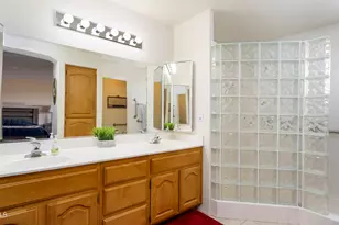 11512 E Laguna Azul Circle E, Mesa, AZ 85209 - Photo 13