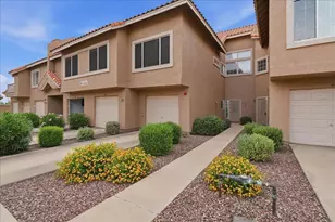 1633 E Lakeside Dr, Gilbert, AZ 85234 - Photo 1