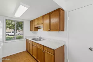 5320 W Sheena Dr, Glendale, AZ 85306 - Photo 11