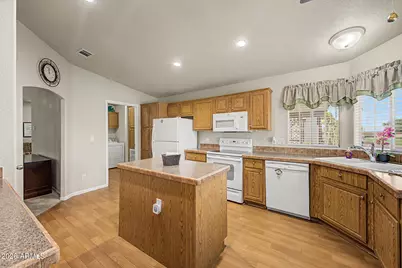 2208 W Baseline Avenue #3, Apache Junction, AZ 85120 - Photo 13