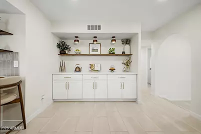 4348 N 80th Drive, Phoenix, AZ 85033 - Photo 9