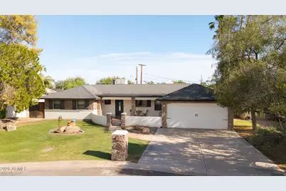 5307 N 32nd Place, Phoenix, AZ 85018 - Photo 1