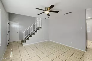 4648 E Alta Vista Rd, Phoenix, AZ 85042 - Photo 9