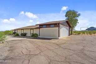 50921 W William Rd, Aguila, AZ 85320 - Photo 33