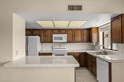 50921 W William Road, Aguila, AZ 85320 - Photo 9