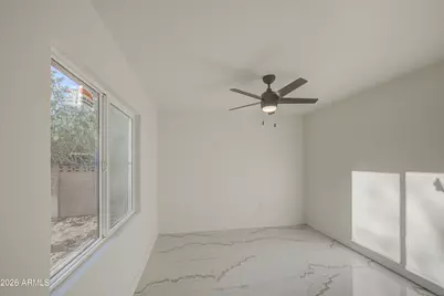 1648 N 38th Drive, Phoenix, AZ 85009 - Photo 19