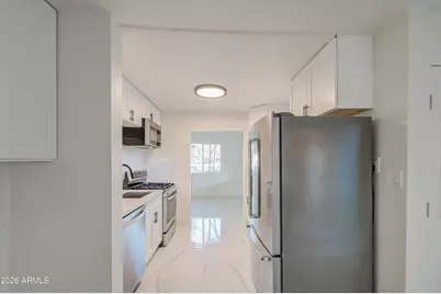 1648 N 38th Drive, Phoenix, AZ 85009 - Photo 11