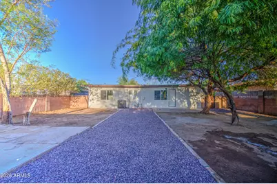 1648 N 38th Drive, Phoenix, AZ 85009 - Photo 35