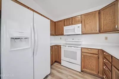 20473 N 105th Avenue, Peoria, AZ 85382 - Photo 9