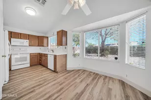 20473 N 105th Ave, Peoria, AZ 85382 - Photo 7