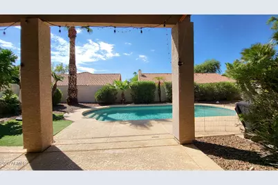 453 W Larona Lane, Tempe, AZ 85284 - Photo 17
