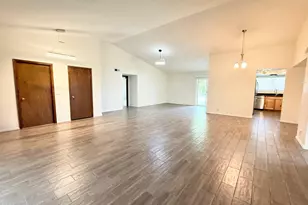 916 W Strahan Dr, Tempe, AZ 85283 - Photo 3