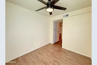 916 W Strahan Drive, Tempe, AZ 85283 - Photo 9