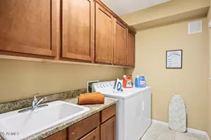 3935 E Rough Rider Rd, Phoenix, AZ 85050 - Photo 17