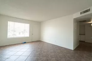 3642 W Carla Vista Dr, Chandler, AZ 85226 - Photo 5