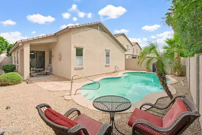 17271 W Smokey Drive, Surprise, AZ 85388 - Photo 5