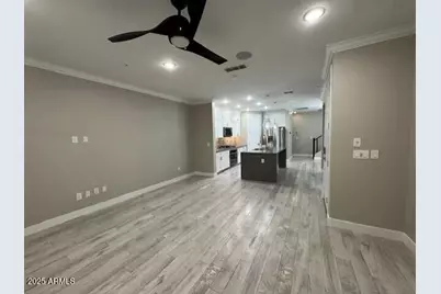 3855 S McQueen Road #Unit 9, Chandler, AZ 85286 - Photo 3