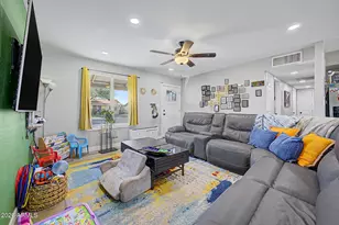3844 W Caribbean Ln, Phoenix, AZ 85053 - Photo 5